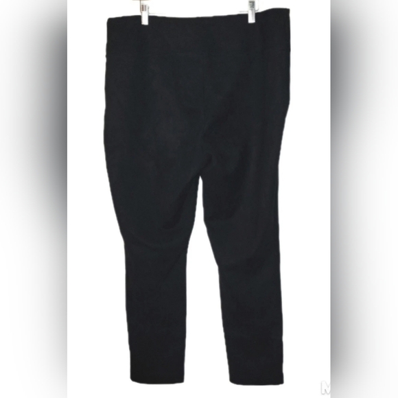 Andrew Marc Black Suede Feel Pull On Stretch Dress Slacks Size XXL Tapered Pants - Picture 3 of 10